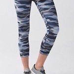 Lululemon wunder under Camo crop leggings Photo 0