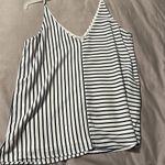 Artisan NY Flowy tank top Photo 2