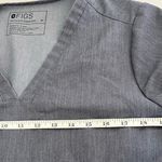  Tops Casma Figs Three Pocket Scrub Shirt Medium Photo 5