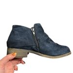 Ataiwee dark blue ankle boots. Very pretty. EUC. Size 9 Photo 9