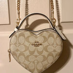 Coach  Heart Bag Signature Canvas Print Photo 0