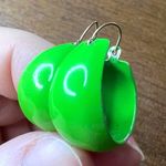 Vintage Womens Retro Hoop Earrings 70s 80s Neon Green Metal Photo 6