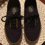 Vans Practically New! All black  Photo 0