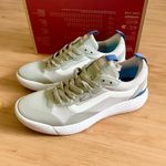 Vans  UltraRange EXO  Frost Gray Mens 7.0 US Women 8.5 US Photo 1