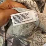 Knox Rose  floral pullover Photo 4