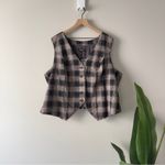 Torrid  Stretch Twill Fitted Vest Elation Plaid Deep Black Tan Vest Button Up NWT Photo 3