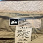 REI Women’s Cargo Hiking Shorts Khaki Size 2 Tan Photo 7
