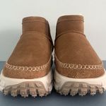 UGG  Venture Daze Ultra Mini Chestnut UGGplush Unisex Boots Photo 3