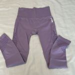 Gymshark szS lavender high waisted leggings w/cutouts & derrière stitching EUC Photo 1