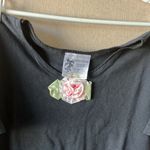 FINAL MARKDOWN Women's Black simply roses top osfm Size M Photo 2