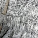 Lululemon Women's Size 10 Runderful Long Sleeve Space Dye Thumb Holes Athletic Photo 4