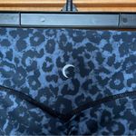 Zyia Active Stone Leopard Scrunchy Light n Luxe Leggings Size 8-10 Workout Photo 8
