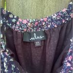 Lulus Lulu‘s floral light weight dress size xs Photo 3