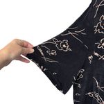 Casual Corner tunic/blouse Size 24W Floral cottage fairy office dressy party Black Photo 3