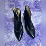 Louise et Cie  Lydie Black Leather High Heel Pointed Classic Pumps Sexy Booties Photo 1