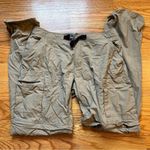 Mountain Hardwear 2 in 1 pants to shorts size 8 Photo 1