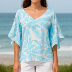 La Mer Luxe Blue White Tropical Leaf Print Top Flowy Cape Flutter Sleeve~L 💛🍄 Size L Photo 0