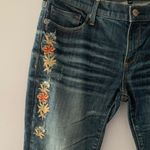 Driftwood  size 30 Classic Blue Jeans ankle length floral embroidery Photo 2