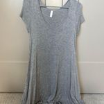 Acting Pro Grey Short Sleeve V neck tunic Top Photo 6