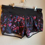 Lululemon  Run Times Short (4")
Dandy Digie Multi / Black Photo 5