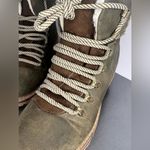 Big Buddha  Women’s hiking boots, olive green size 8 Photo 1