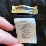 st. john's bay St‎ John’s Bay Black cropped pants size 14W Photo 4