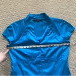 Antonio Melani Y2K V-Neck Cap Sleeve Blouse Bright Blue Size Medium Cotton EUC Photo 3