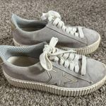 The Shoe Box Platform Tennis Shoes Size 6 Gray Photo 1