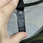 Agnes & Dora  Women's Green Camo Long Sleeve High Low Top - Size Small - Casual Photo 4