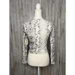Altar'd State NWT Women's Size Small Snake Skin Print Cropped V-Neck Blouse Photo 3