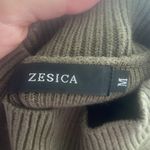 Boutique Brand Size Medium Green and White Turtleneck Long Photo 4