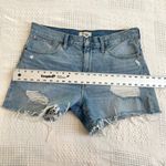 Madewell  31 relaxed-mid length denim short fray raw hem SH2 2535 Photo 8