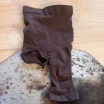 SKIMS  Solution Short Exposed Shape‎ wear in Cocoa Size S-M Photo 1