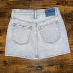 Abercrombie & Fitch The 90s Mini Low Rise Light Blue Mini Denim Skirt Size 24/00 Photo 1