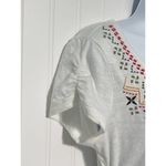Athleta  T-Shirt V-Neck Embroidered Stitching Short Sleeve Tee Shirt‎ White XS Photo 5