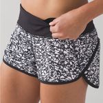 Lululemon athletica Speed Short Ice Breaker White Black | 4 Photo 5
