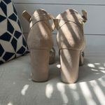 CL by Laundry Womens Tan heels Photo 6