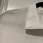Kathy Ireland  Size S Textured Gauze White Short Sleeve Pearl Button Down Shirt Photo 4