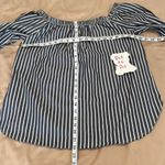 Active USA Â sz M grey & white stripped cuffedâsleeve on off shoulder blouseâEUC Photo 10