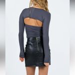 LIONESS Princess Polly  Size M Rizzo Faux Leather Mini Skirt Black High Slit Club Photo 6