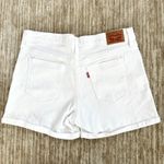 Levi's White Mid Length Denim Shorts Size 32 Stretch Women's jean Shorts Photo 3