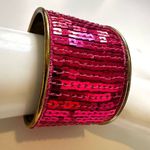 Pink sequin cuff bracelet Photo 1