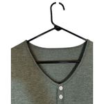 Emery Rose Green V Photo 4