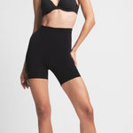 SKIMS NWT Smims seamless mid‎ thigh shorts onyx XS Photo 0