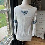 Solitaire  White Gauzy Flowy Embroidered Top Womens Medium Photo 9