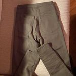 Divided High rise olive green skinny Jean Photo 2