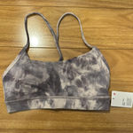 Lululemon  Sports Bra Y Flow Photo 0