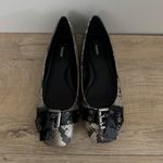 Theme Shoes Snakeskin Print Buckle Accent Low Heeled Pumps Women Size 8.5W Edgy Tan Photo 2