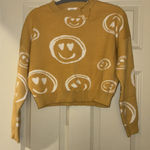 Debut  Sweater Cropped Photo 0