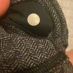 Lululemon Heathered Gray Fleece Leggings size 8 Photo 4